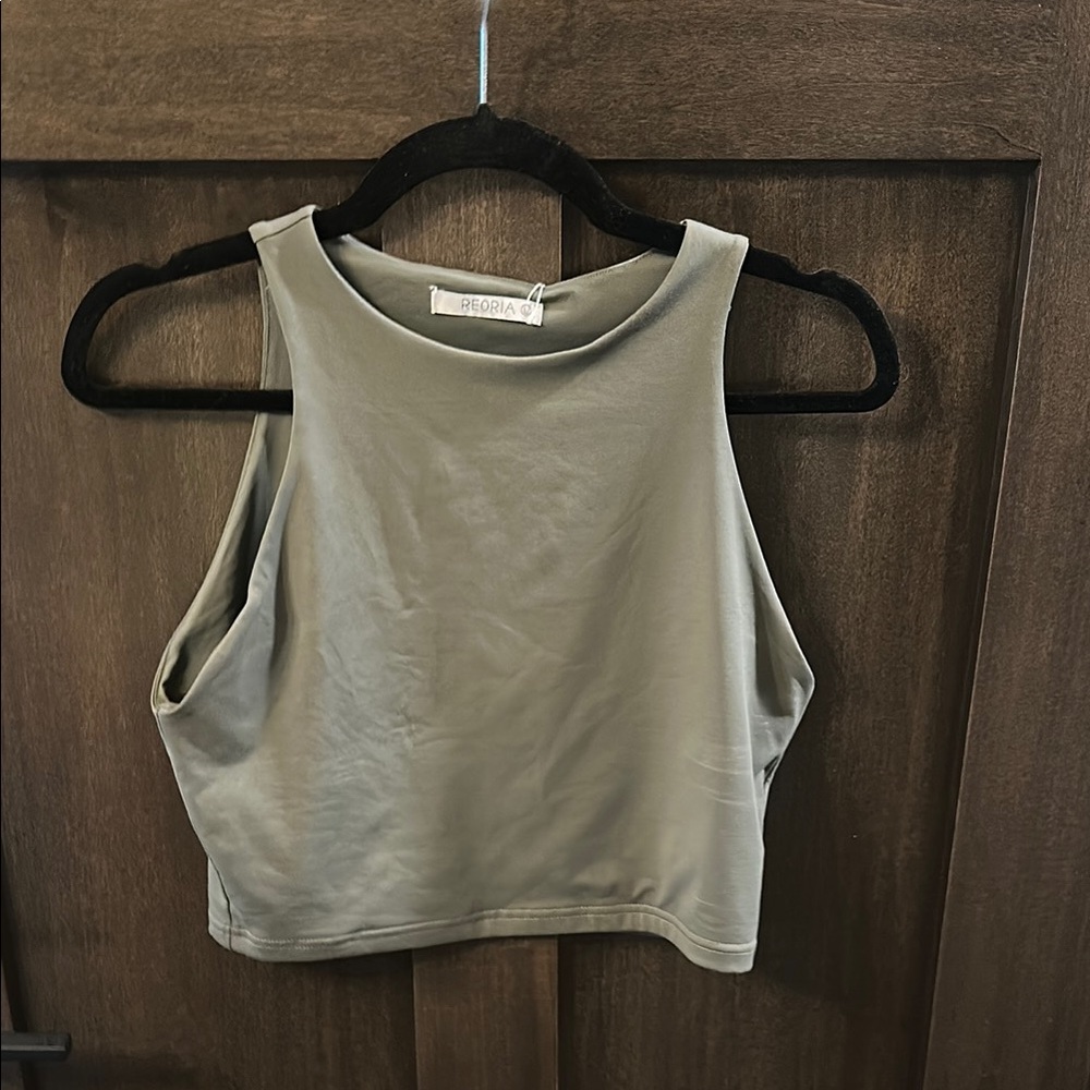ReoRia Green Sleeveless Crop Tank Top
